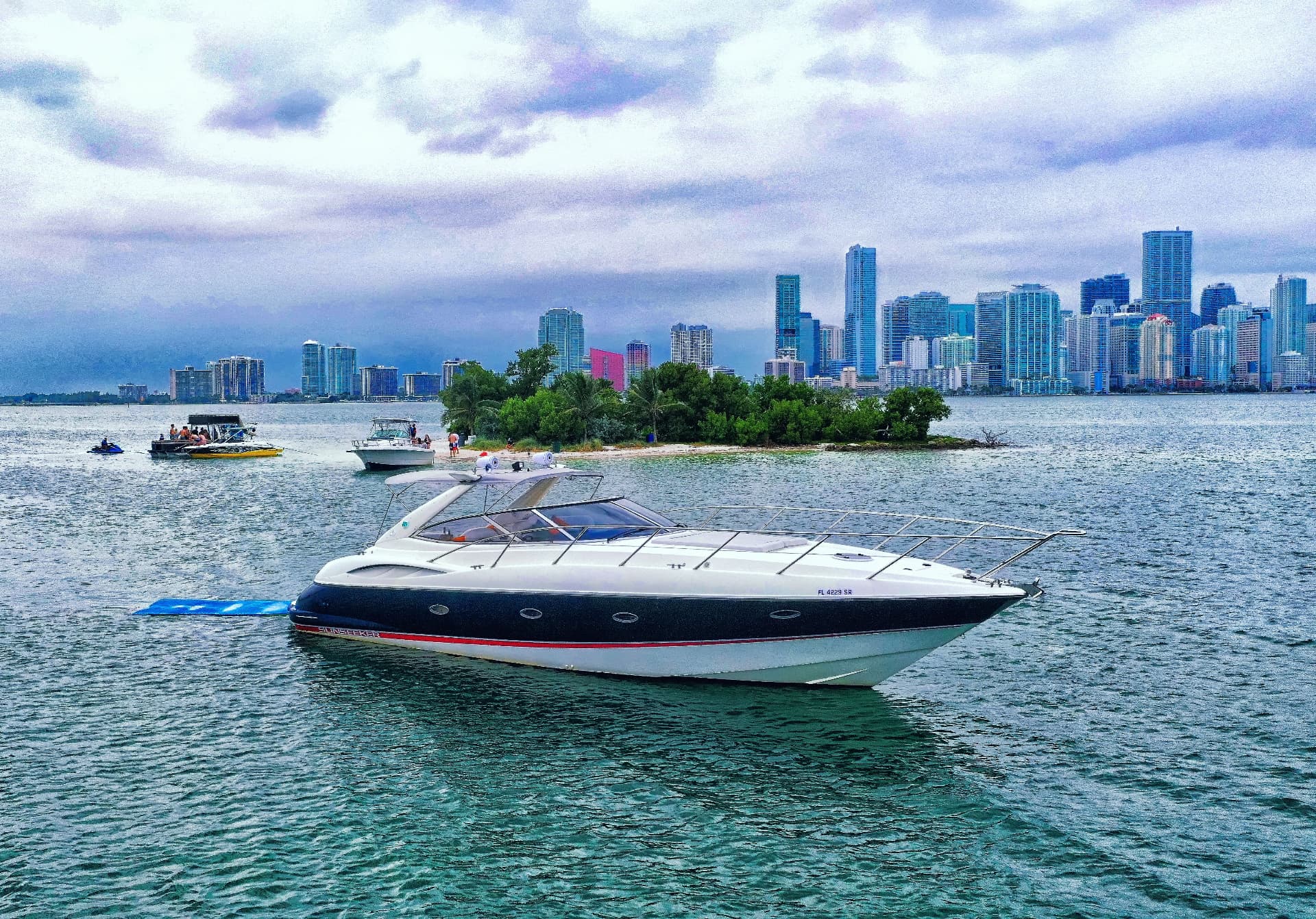 Sunseeker Camargue 44, a 44 ft charter yacht