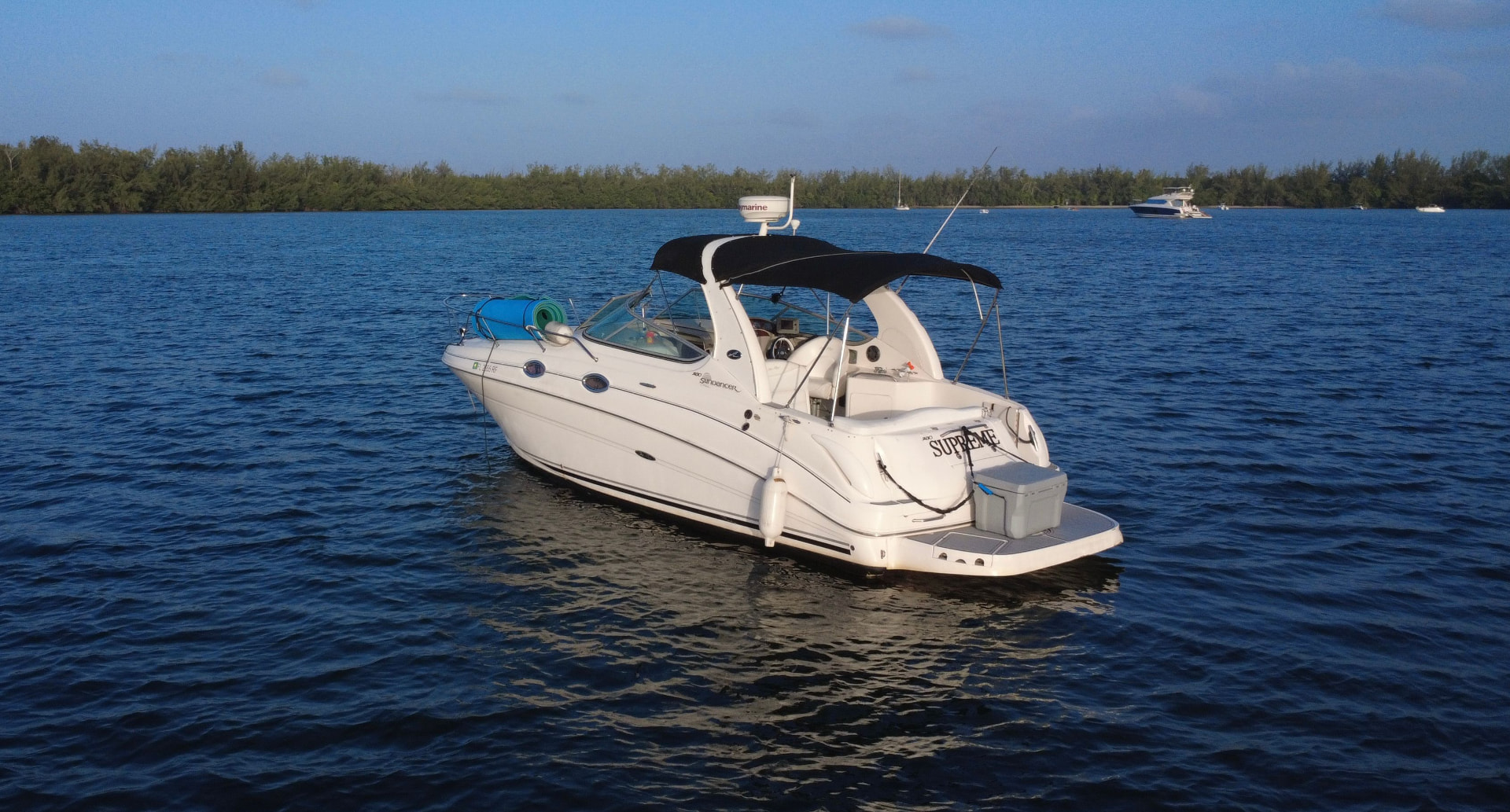 Sea Ray 280 charter yacht in Miami, photo 4
